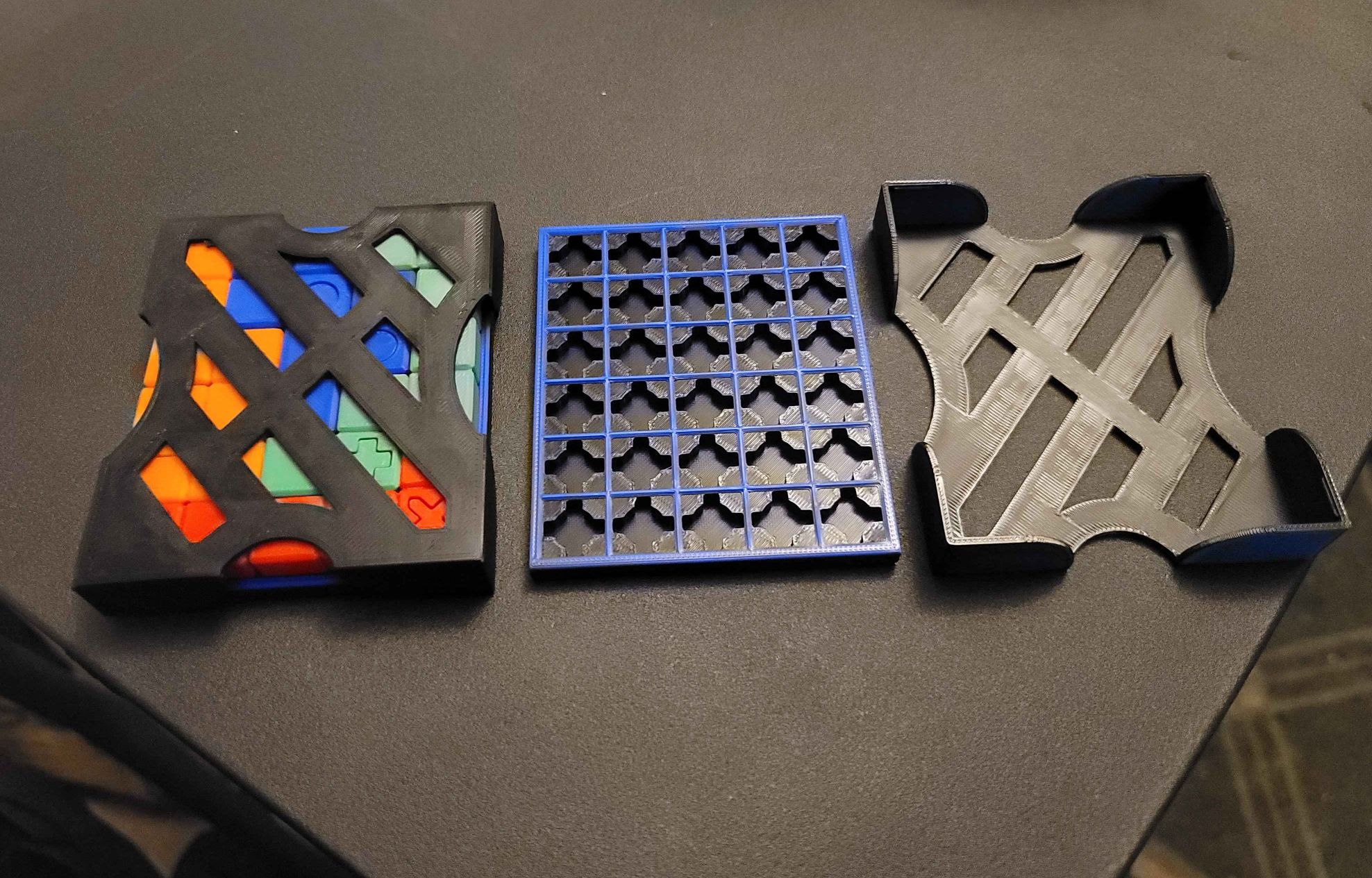 Printed 5x6 puzzle with lid.